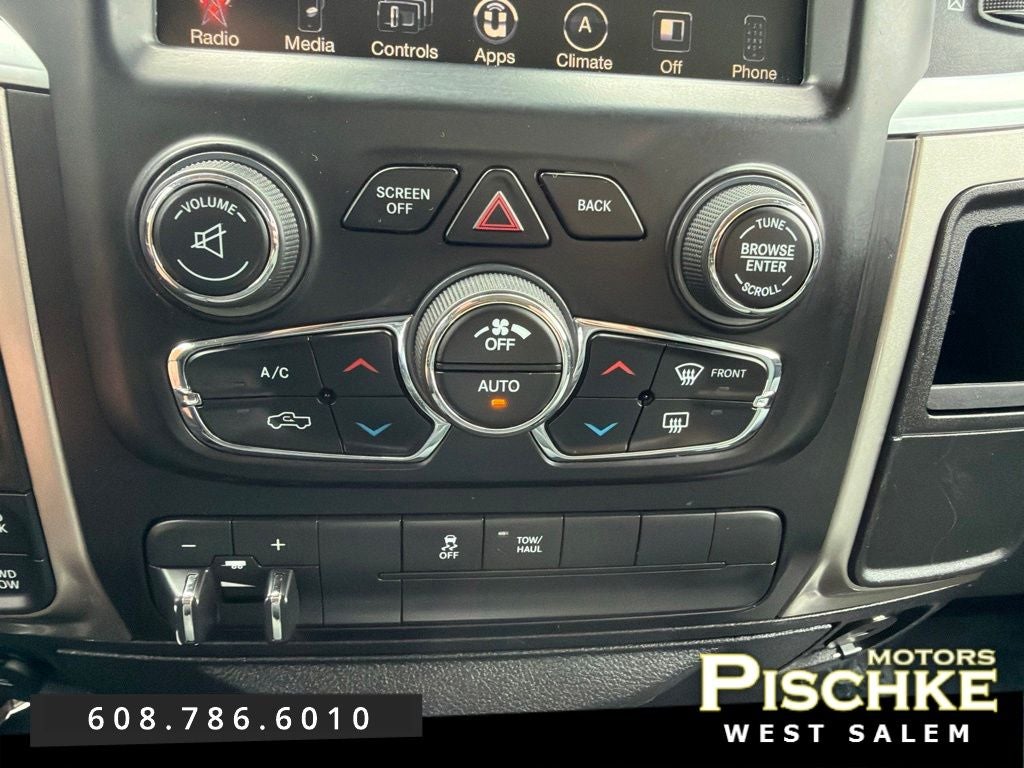 2017 RAM 1500 SLT