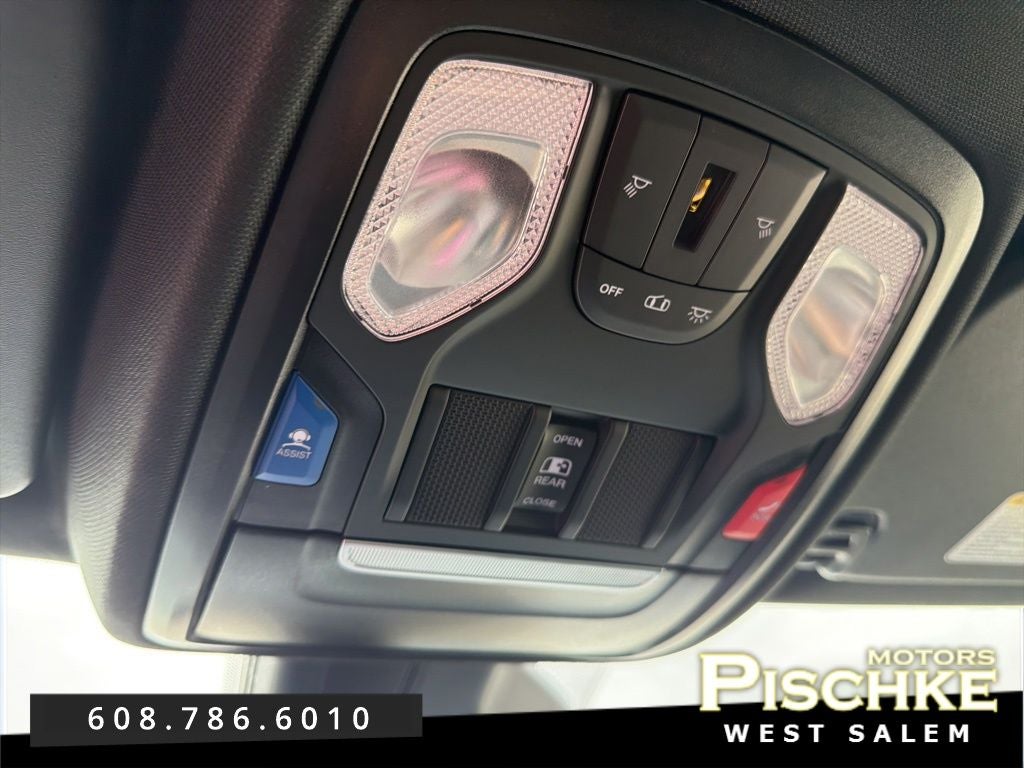 2025 RAM 1500 Tradesman Crew Cab 4x4 5'7' Box