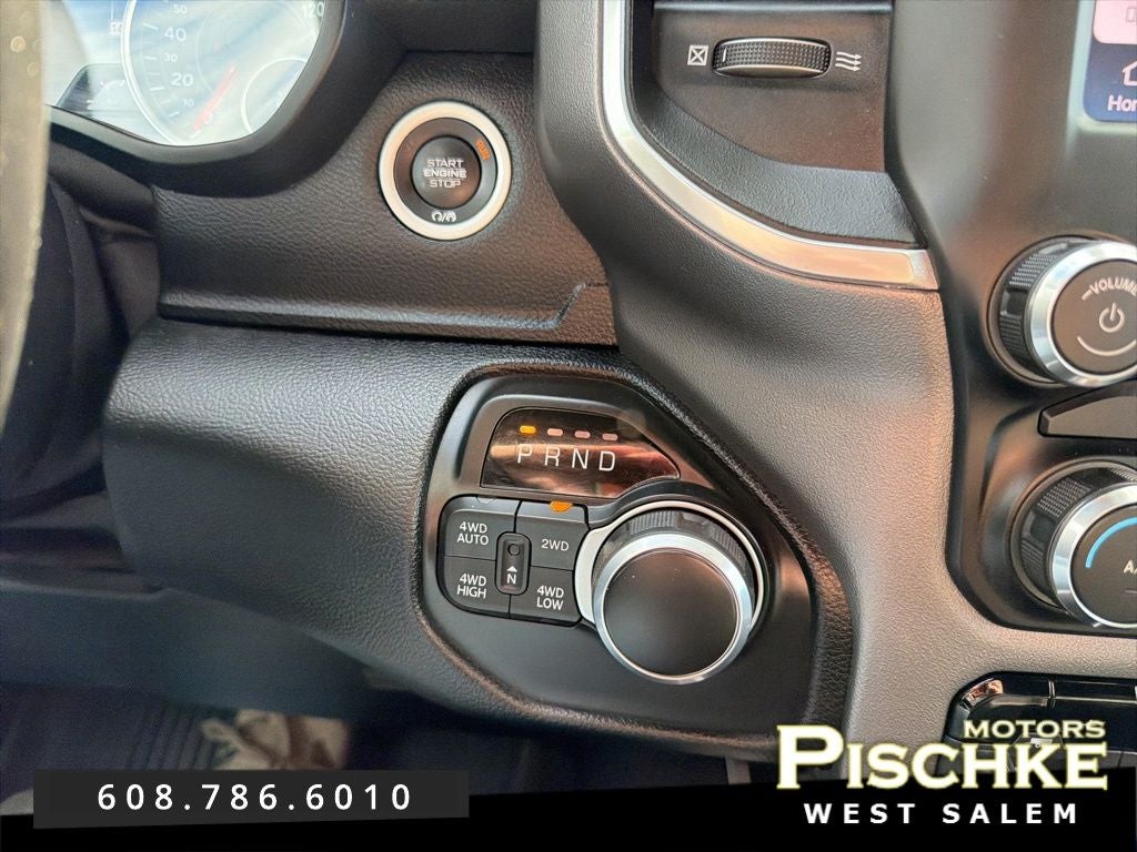 2022 RAM 1500 Big Horn Quad Cab 4x4 6'4' Box