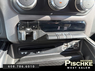 2019 RAM 1500 Big Horn/Lone Star Quad Cab 4x4 6'4' Box