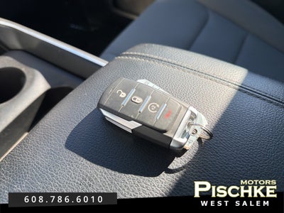 2019 RAM 1500 Big Horn/Lone Star Quad Cab 4x4 6'4' Box