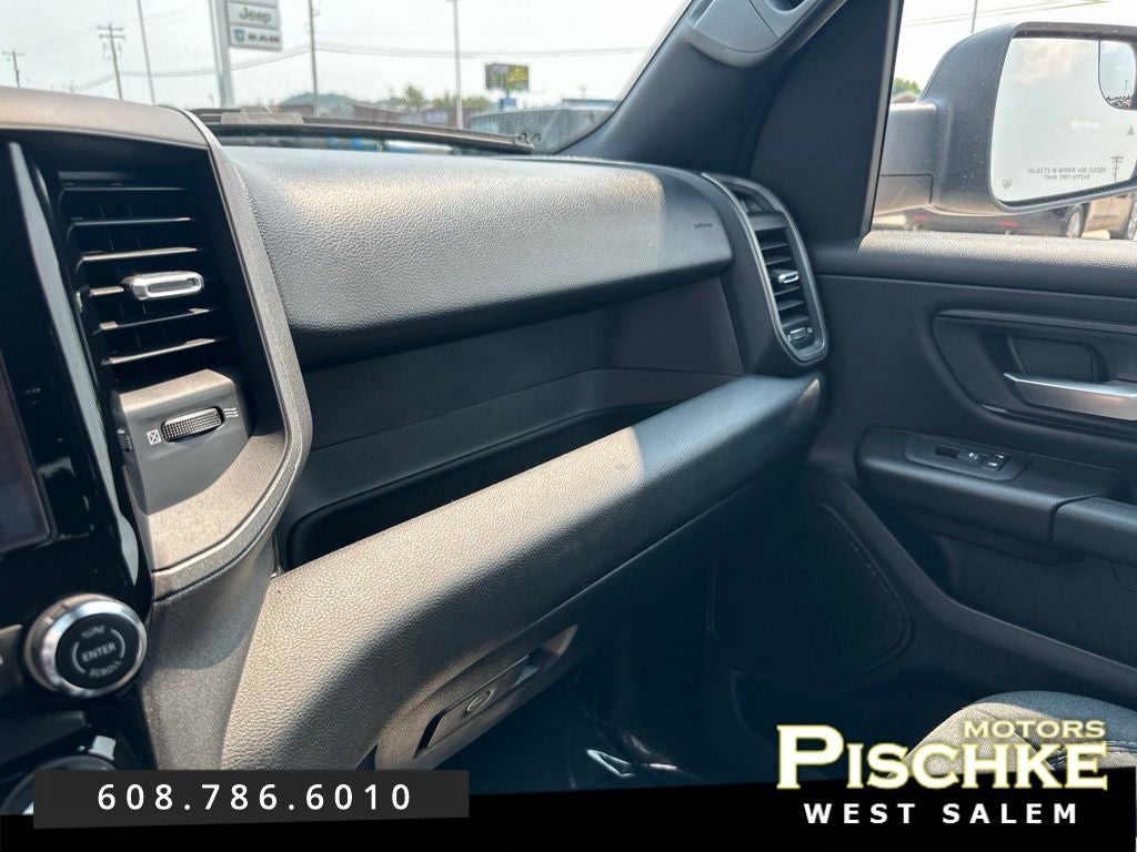 2025 RAM 1500 Tradesman Quad Cab 4x4 6'4' Box