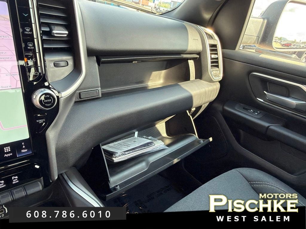 2025 RAM 1500 Big Horn Crew Cab 4x4 5'7' Box