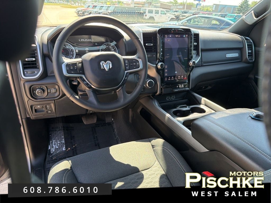 2025 RAM 1500 Big Horn Crew Cab 4x4 5'7' Box