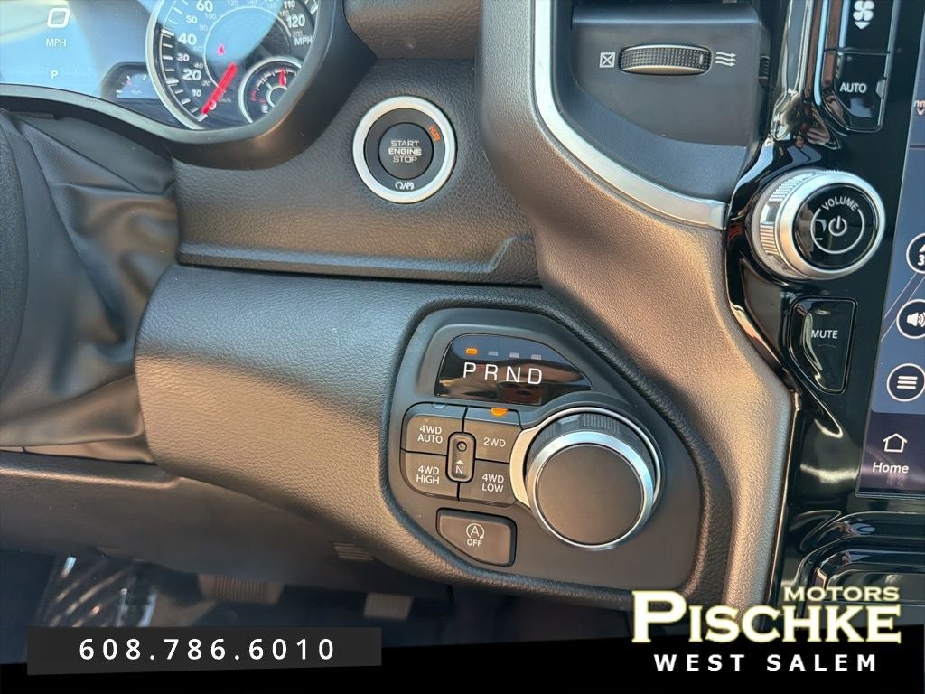 2025 RAM 1500 Big Horn Crew Cab 4x4 5'7' Box