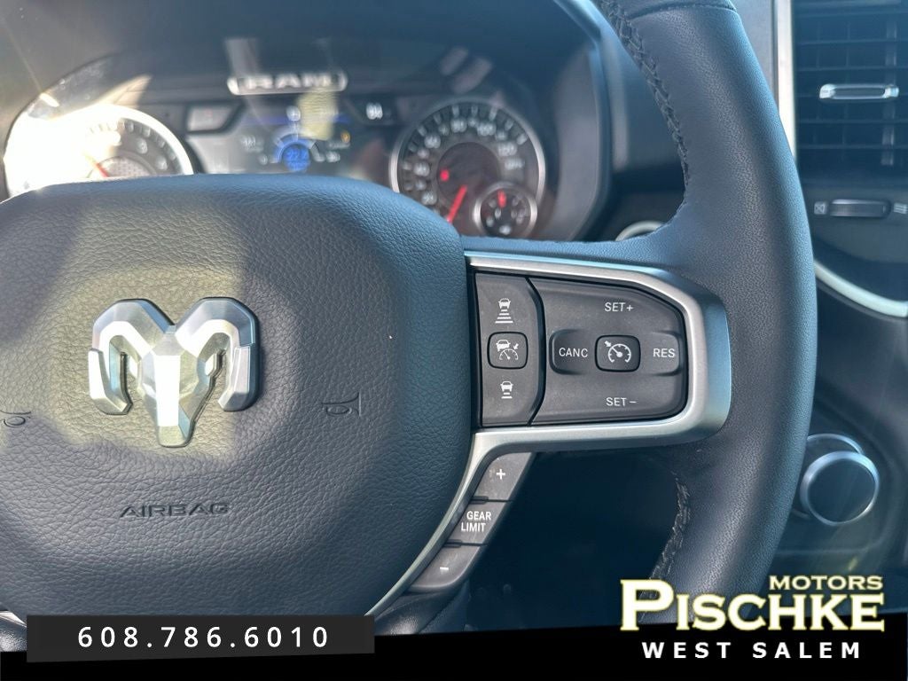 2025 RAM 1500 Big Horn Crew Cab 4x4 5'7' Box