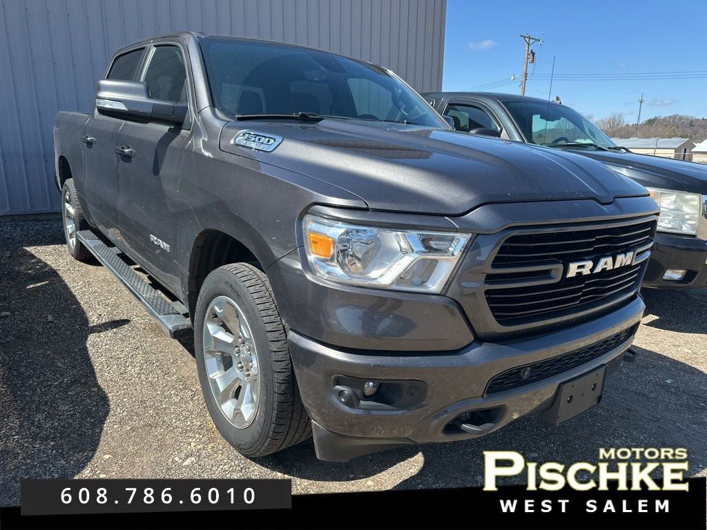 2020 RAM 1500 Big Horn Crew Cab 4x4 5'7' Box