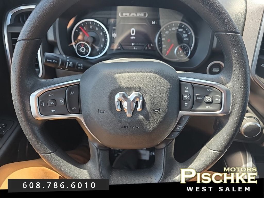 2026 RAM Ram 1500 RAM 1500 EXPRESS CREW CAB 4X4 5'7' BOX
