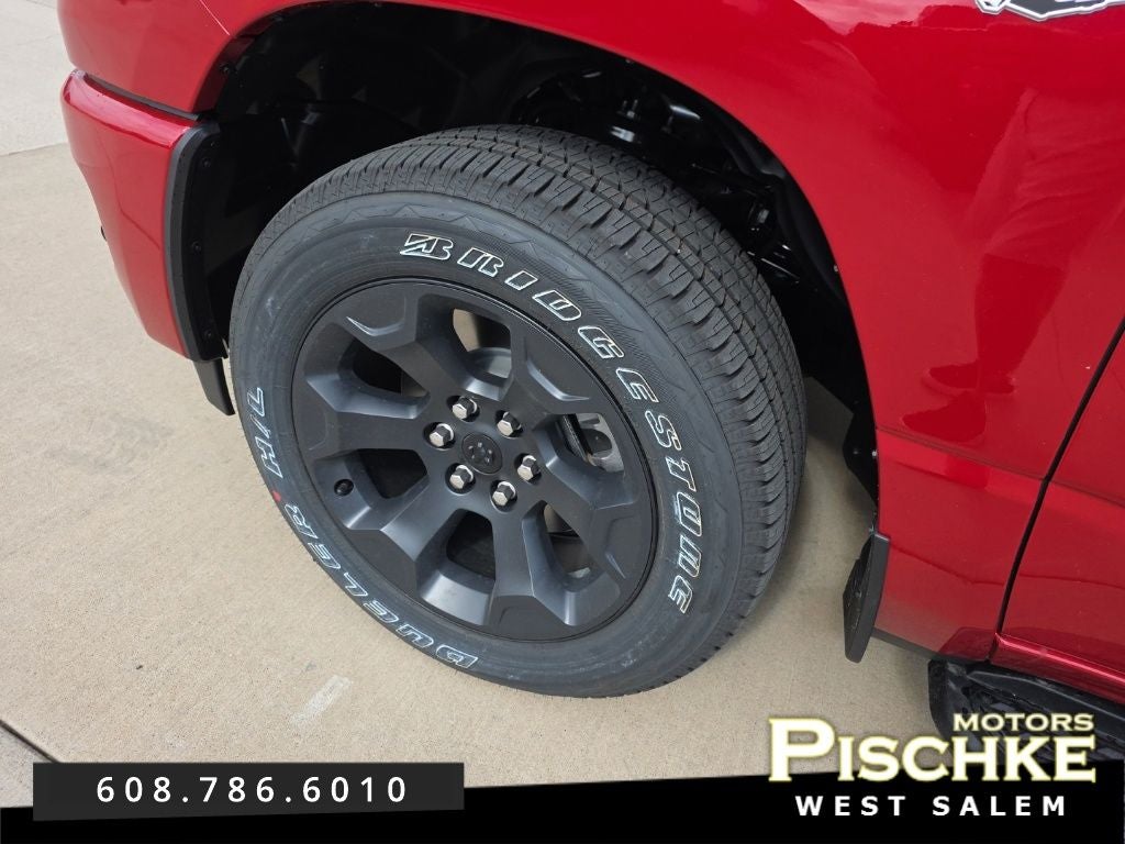 2026 RAM Ram 1500 RAM 1500 EXPRESS CREW CAB 4X4 5'7' BOX