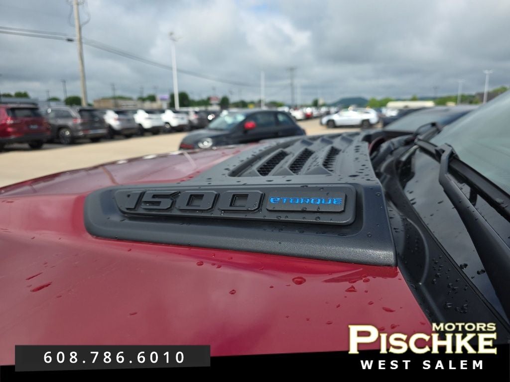 2026 RAM Ram 1500 RAM 1500 EXPRESS CREW CAB 4X4 5'7' BOX