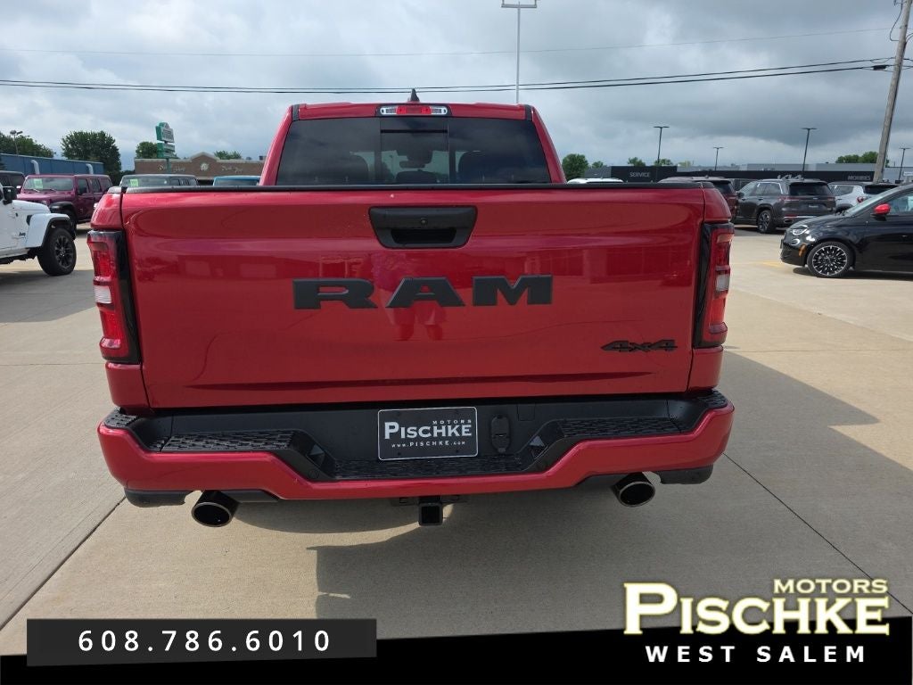 2026 RAM Ram 1500 RAM 1500 EXPRESS CREW CAB 4X4 5'7' BOX