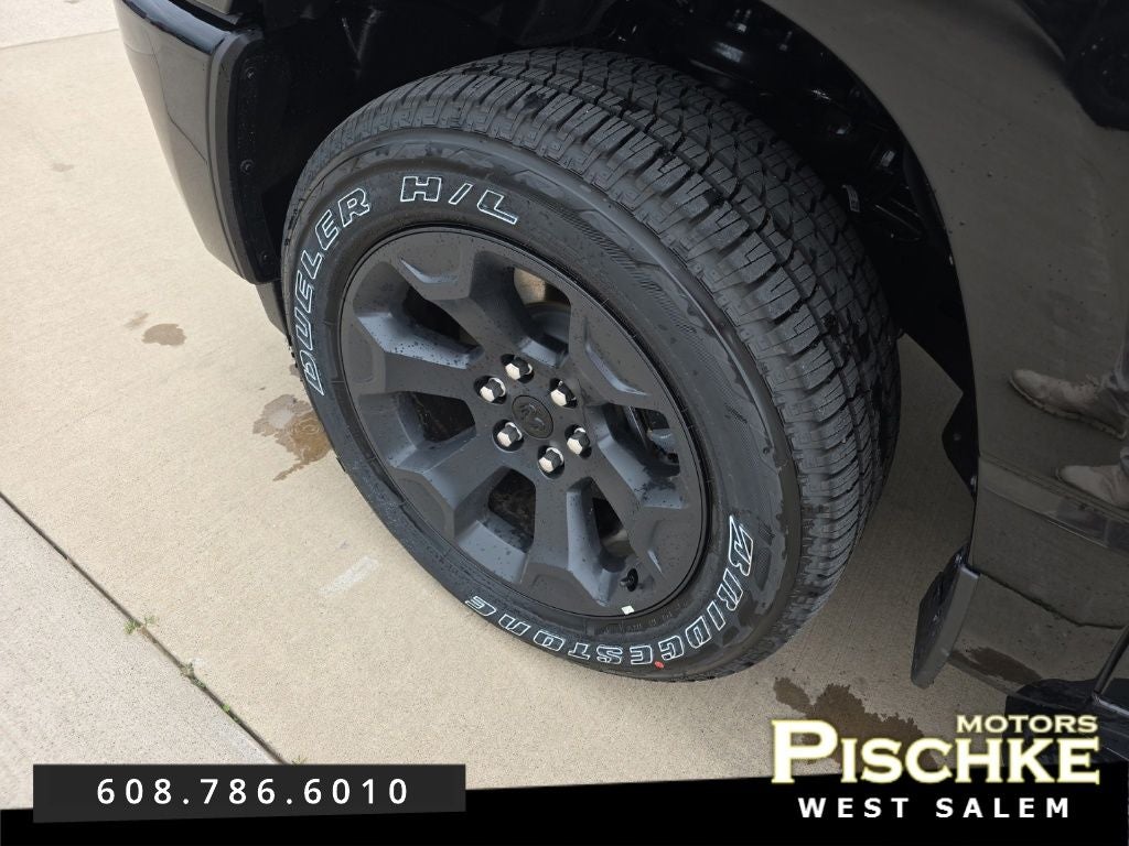 2026 RAM Ram 1500 RAM 1500 EXPRESS CREW CAB 4X4 5'7' BOX