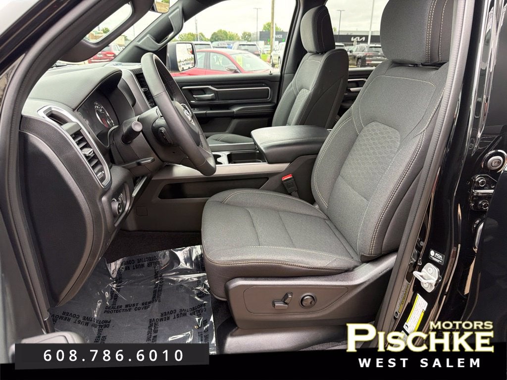 2025 RAM Ram 1500 Big Horn Crew Cab 4x4 6'4' Box