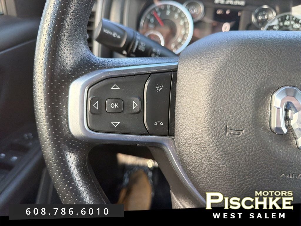 2025 RAM 1500 Tradesman Crew Cab 4x4 6'4' Box