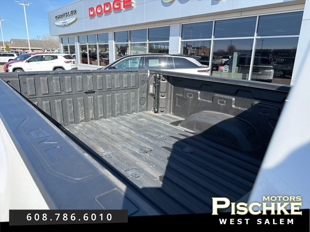 2024 GMC Sierra 2500HD 4WD Crew Cab Standard Bed Denali