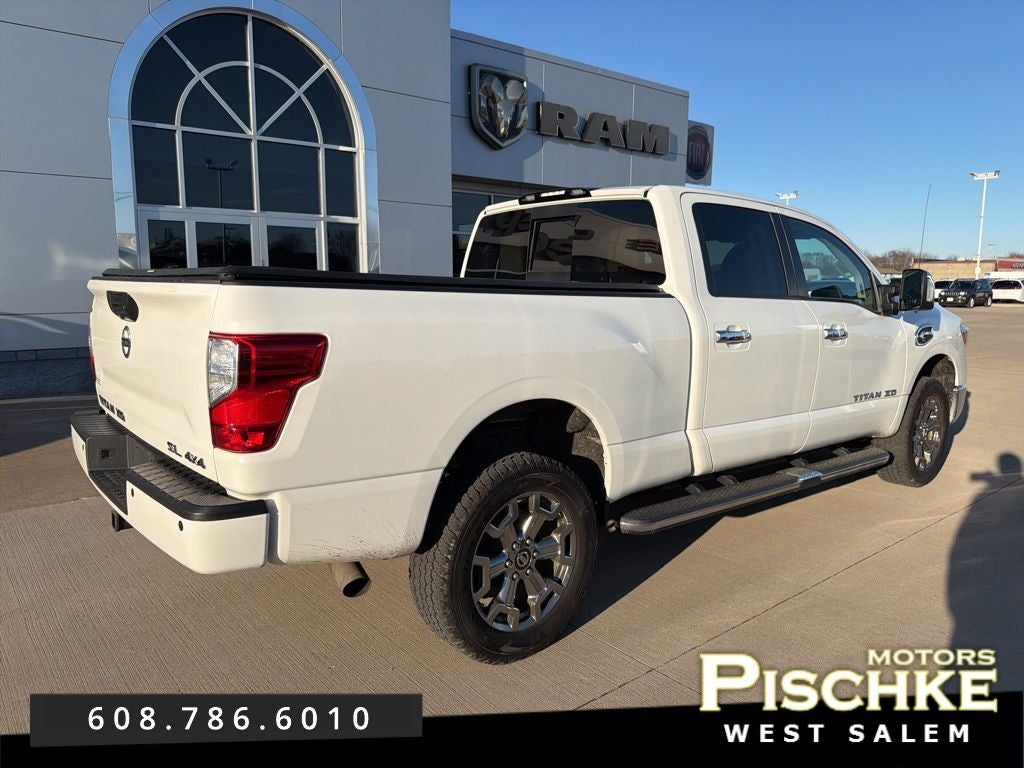 2019 Nissan TITAN XD SL Diesel