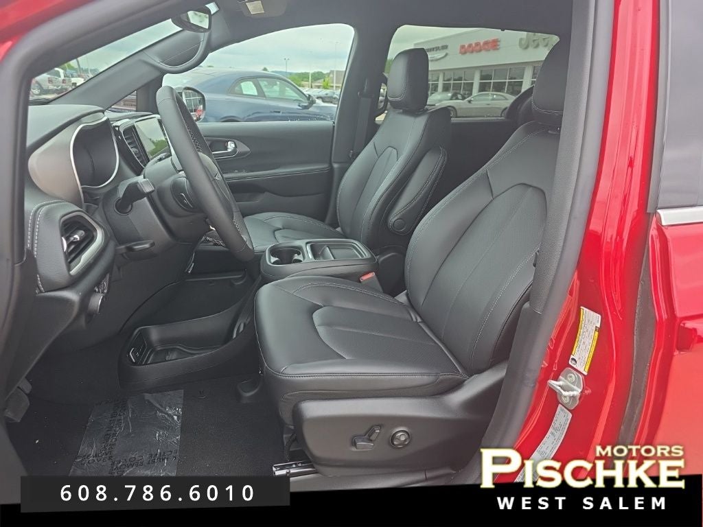 2027 Chrysler Pacifica PACIFICA SELECT