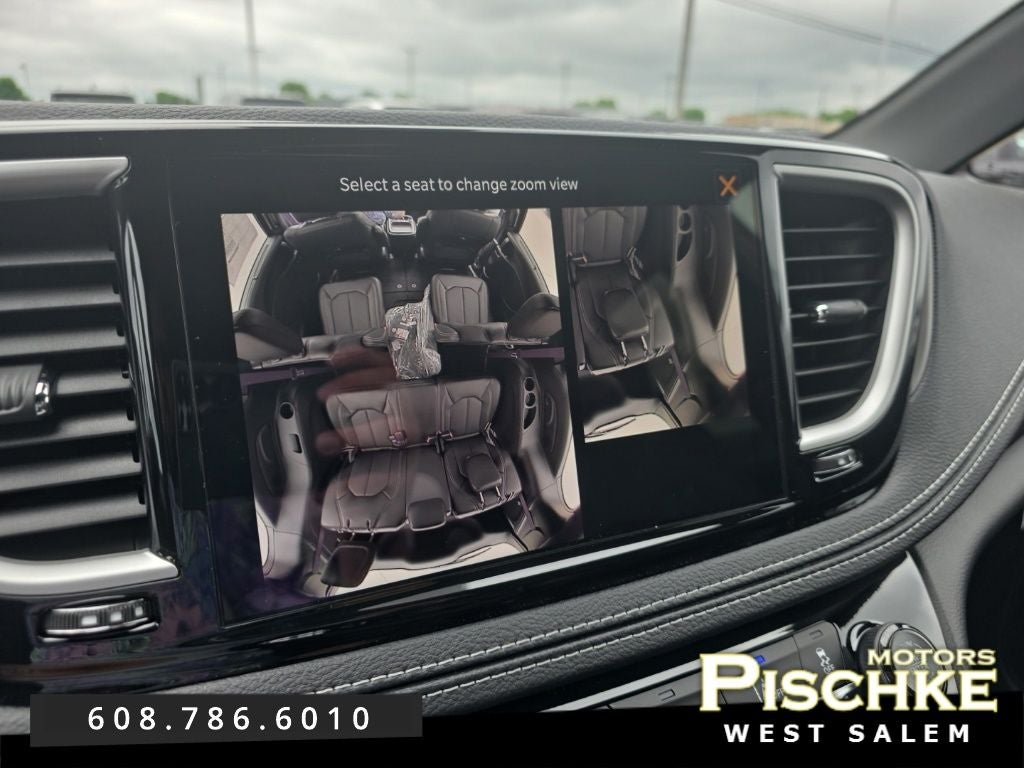 2027 Chrysler Pacifica PACIFICA SELECT
