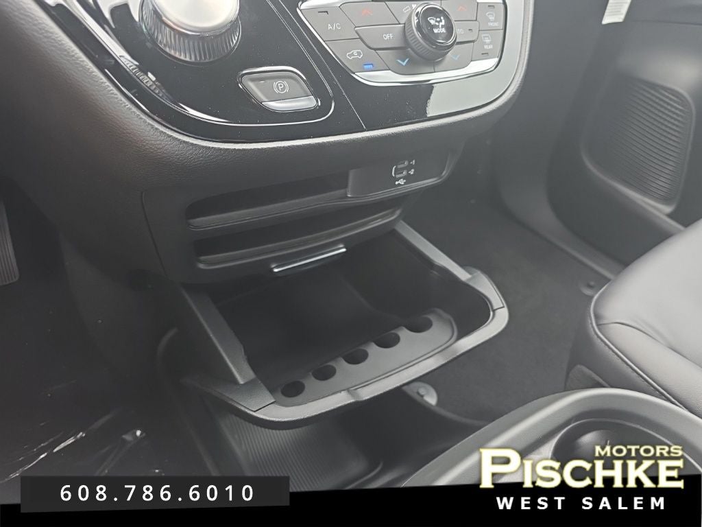 2027 Chrysler Pacifica PACIFICA SELECT