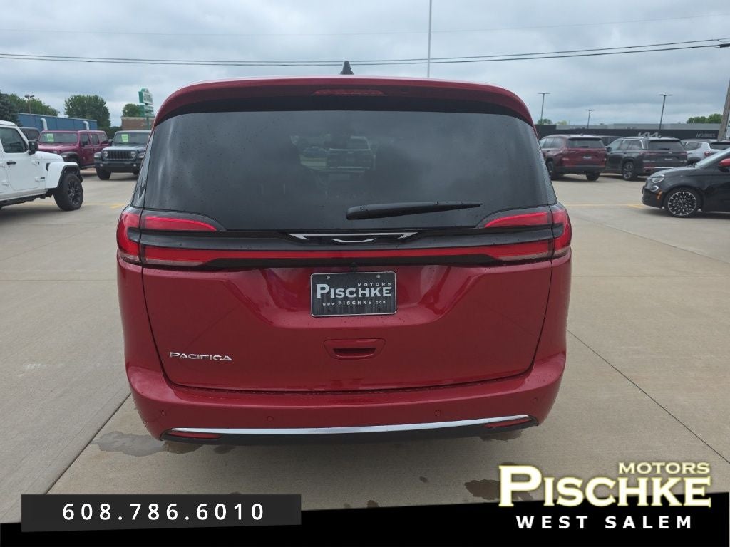 2027 Chrysler Pacifica PACIFICA SELECT