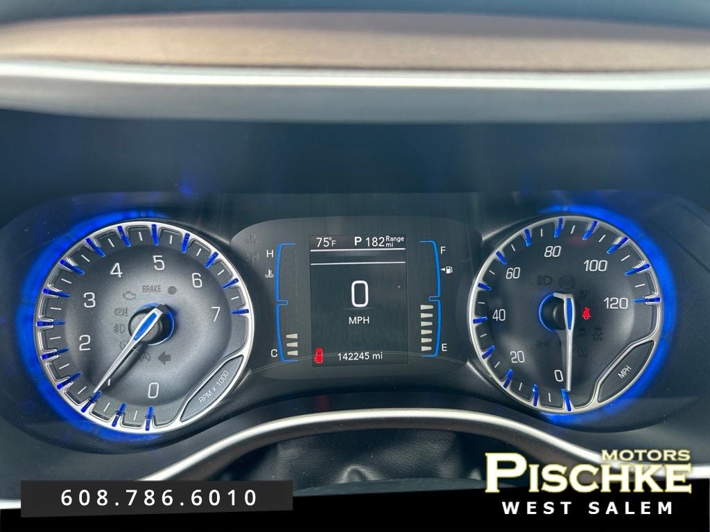 2017 Chrysler Pacifica Touring-L