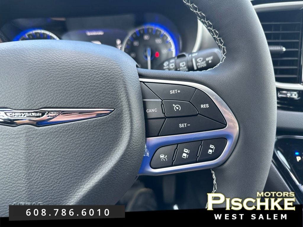 2026 Chrysler Voyager LX