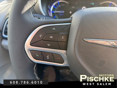 2023 Chrysler Pacifica Hybrid Touring L