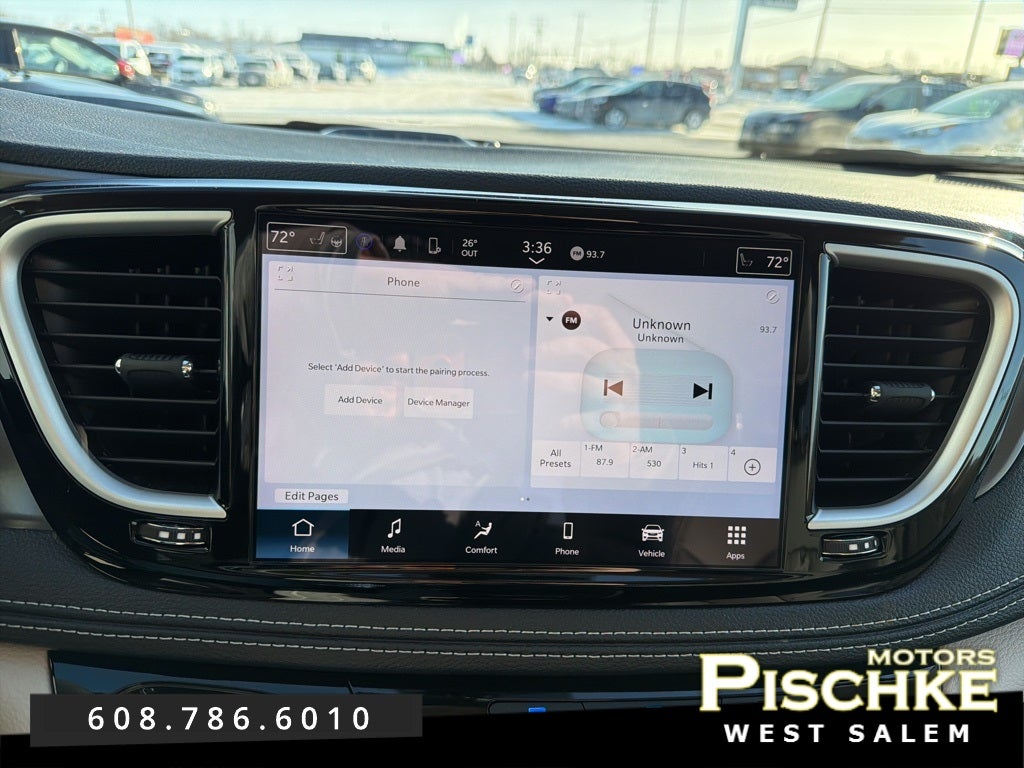 2023 Chrysler Pacifica Hybrid Touring L