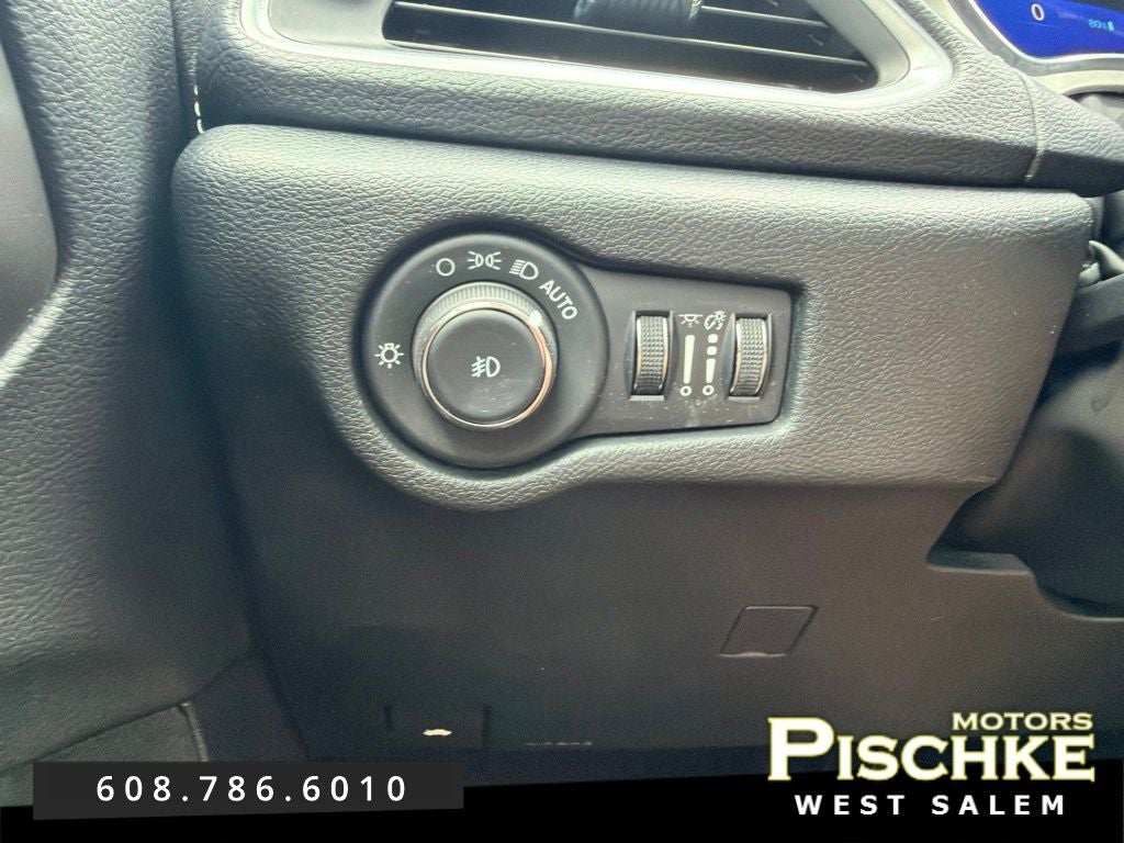 2024 Chrysler Pacifica Hybrid Premium S Appearance Pkg