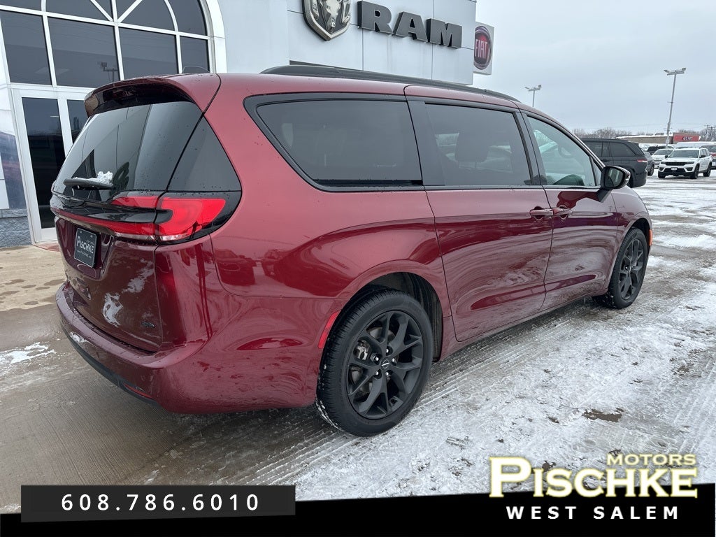 2023 Chrysler Pacifica Touring L AWD