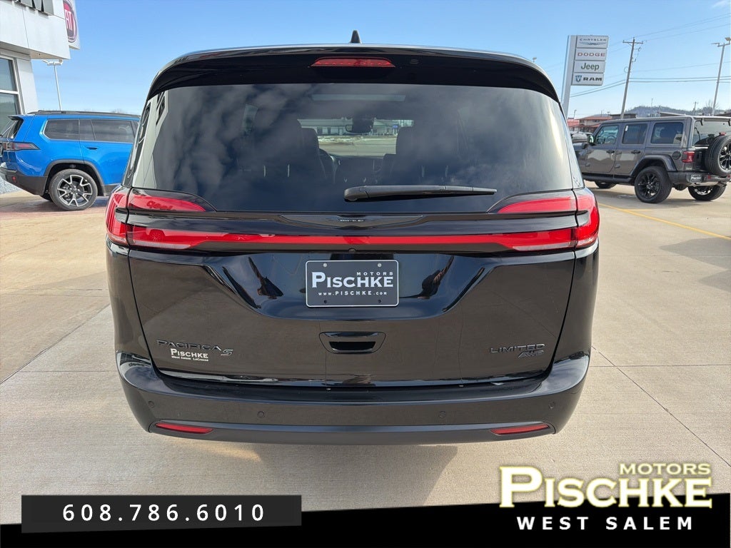 2025 Chrysler Pacifica Limited AWD