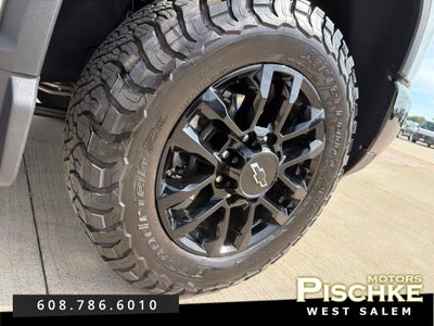 2025 Chevrolet Silverado 3500HD 4WD Crew Cab Standard Bed LT