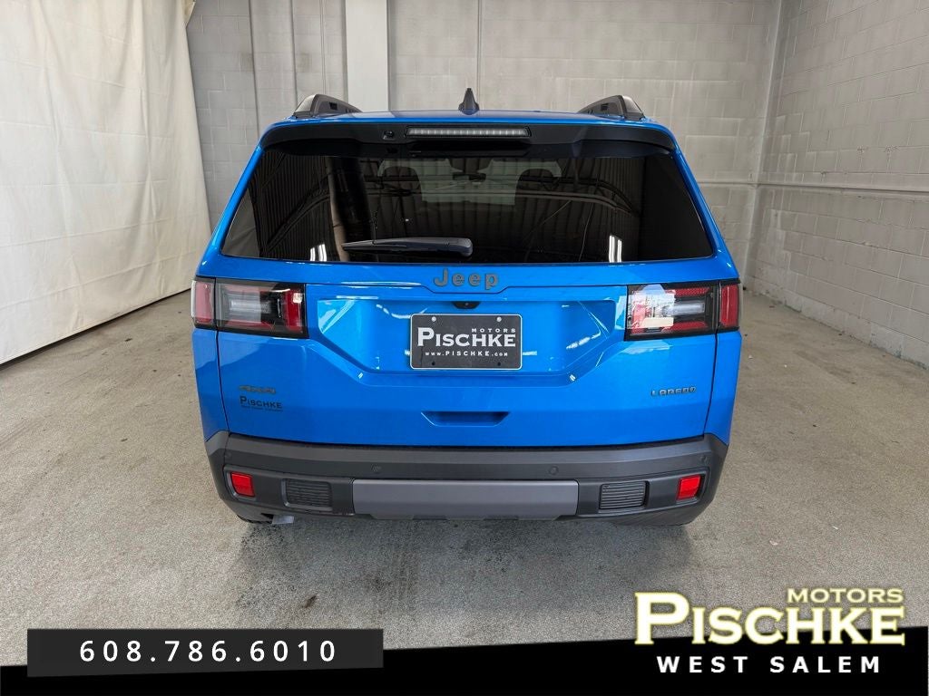 2026 Jeep Cherokee CHEROKEE LAREDO 4X4