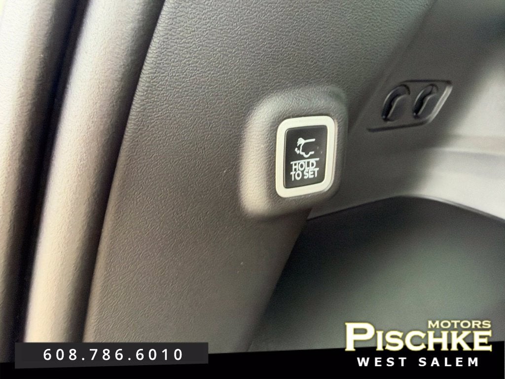 2026 Jeep Cherokee Overland 4x4