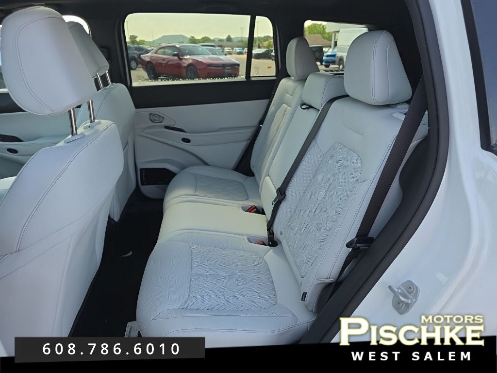 2026 Jeep Cherokee CHEROKEE OVERLAND 4X4