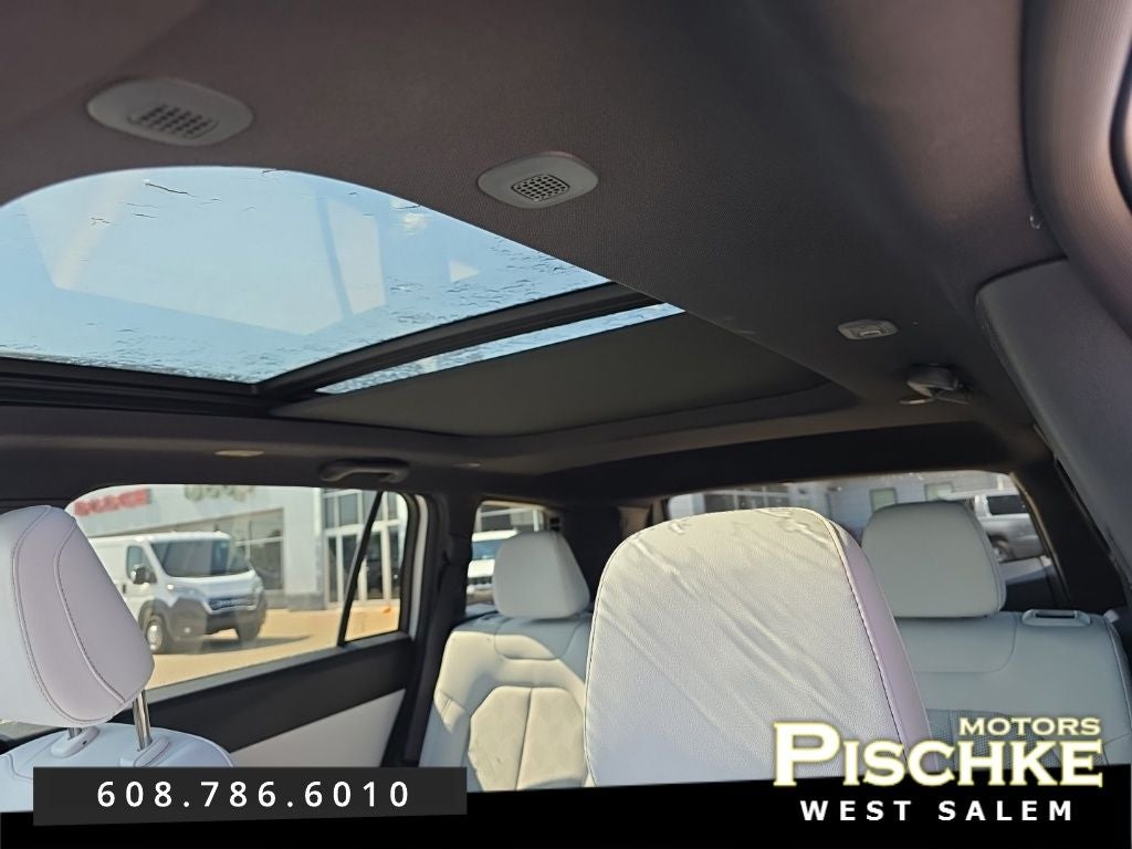 2026 Jeep Cherokee CHEROKEE OVERLAND 4X4