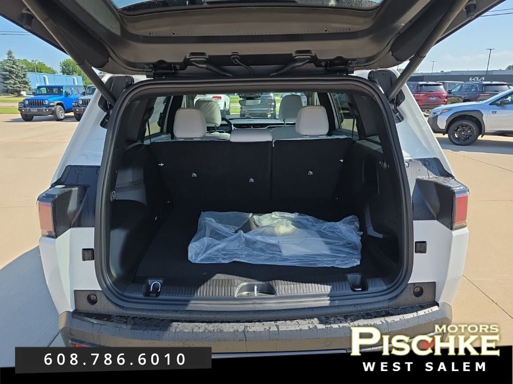 2026 Jeep Cherokee CHEROKEE OVERLAND 4X4