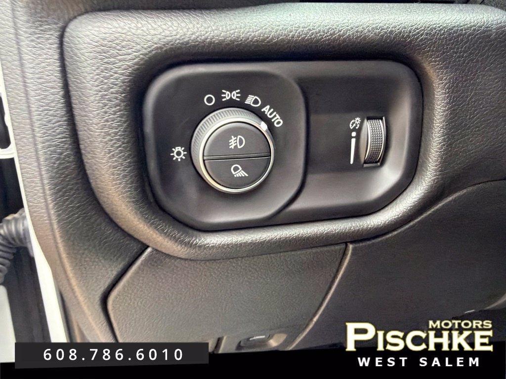 2025 RAM Ram 2500 Tradesman Crew Cab 4x4 6'4' Box
