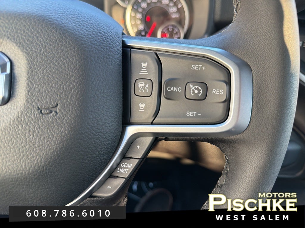 2025 RAM 2500 Big Horn Crew Cab 4x4 6'4' Box