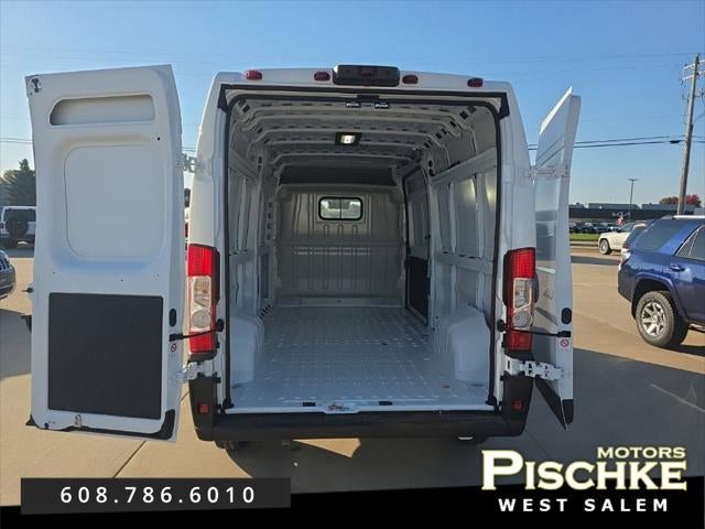 2027 RAM ProMaster Cargo Van Tradesman
