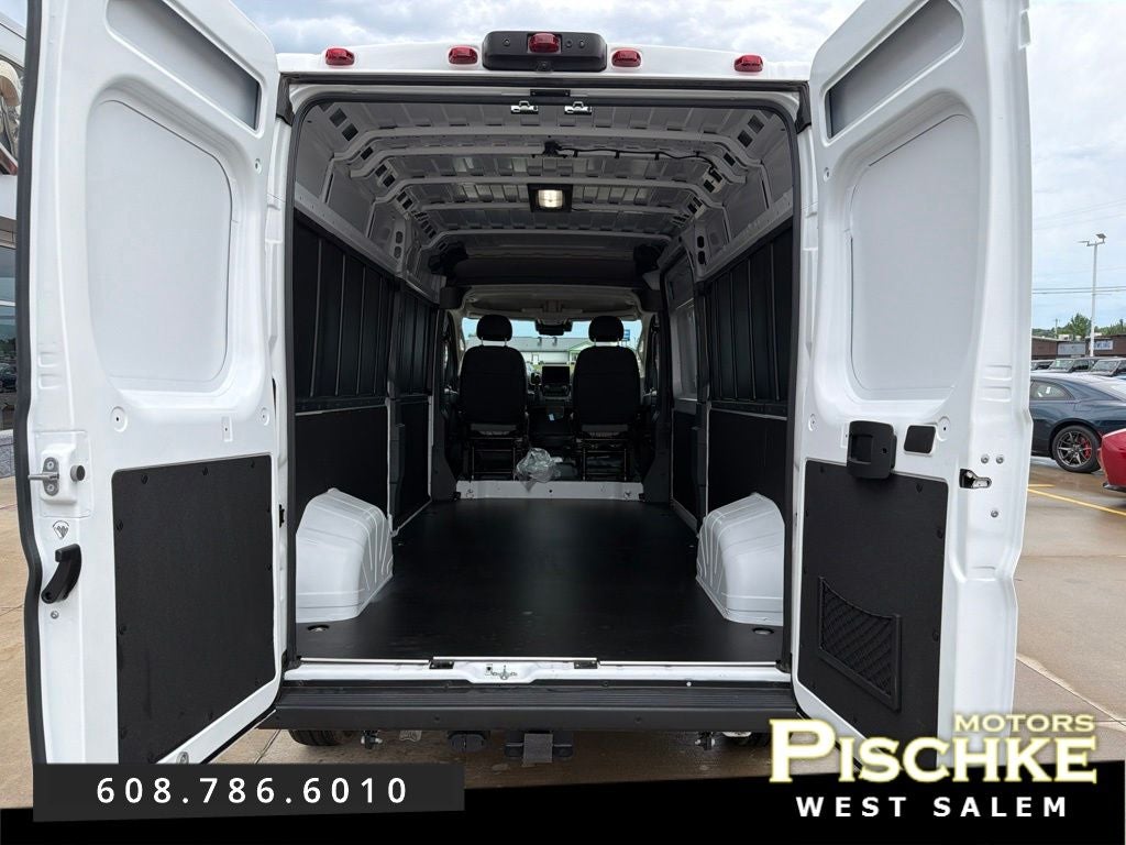 2025 RAM ProMaster 2500 Cargo Van SLT High Roof 159' WB