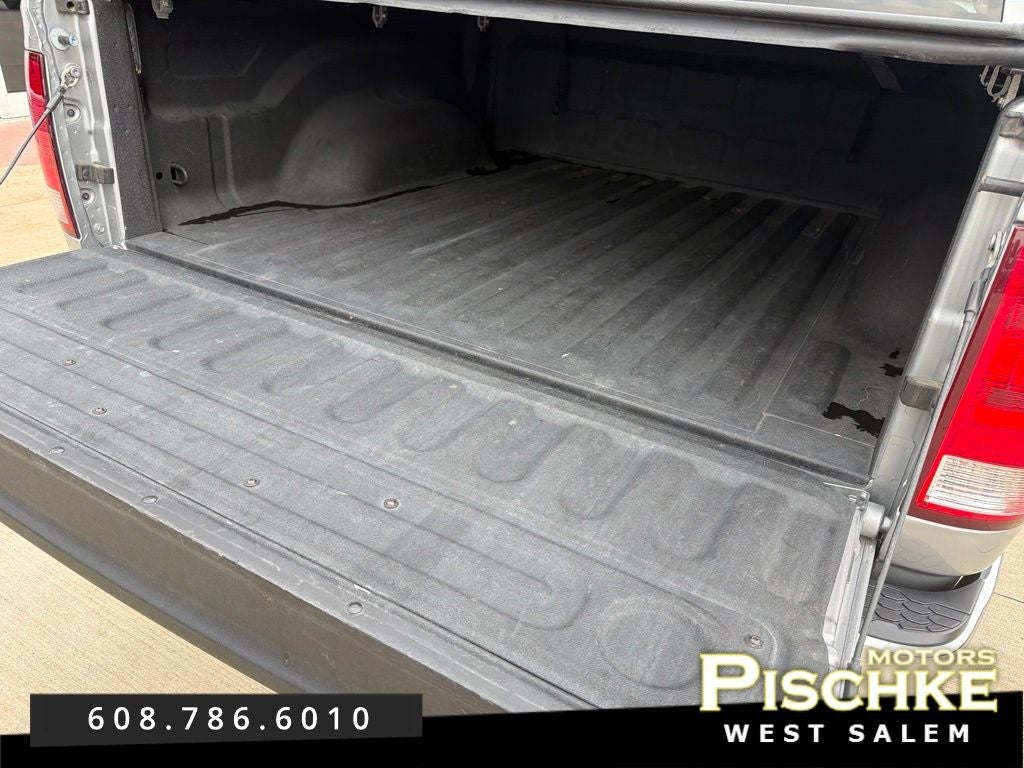 2020 RAM 1500 Classic SLT Crew Cab 4x4 5'7' Box
