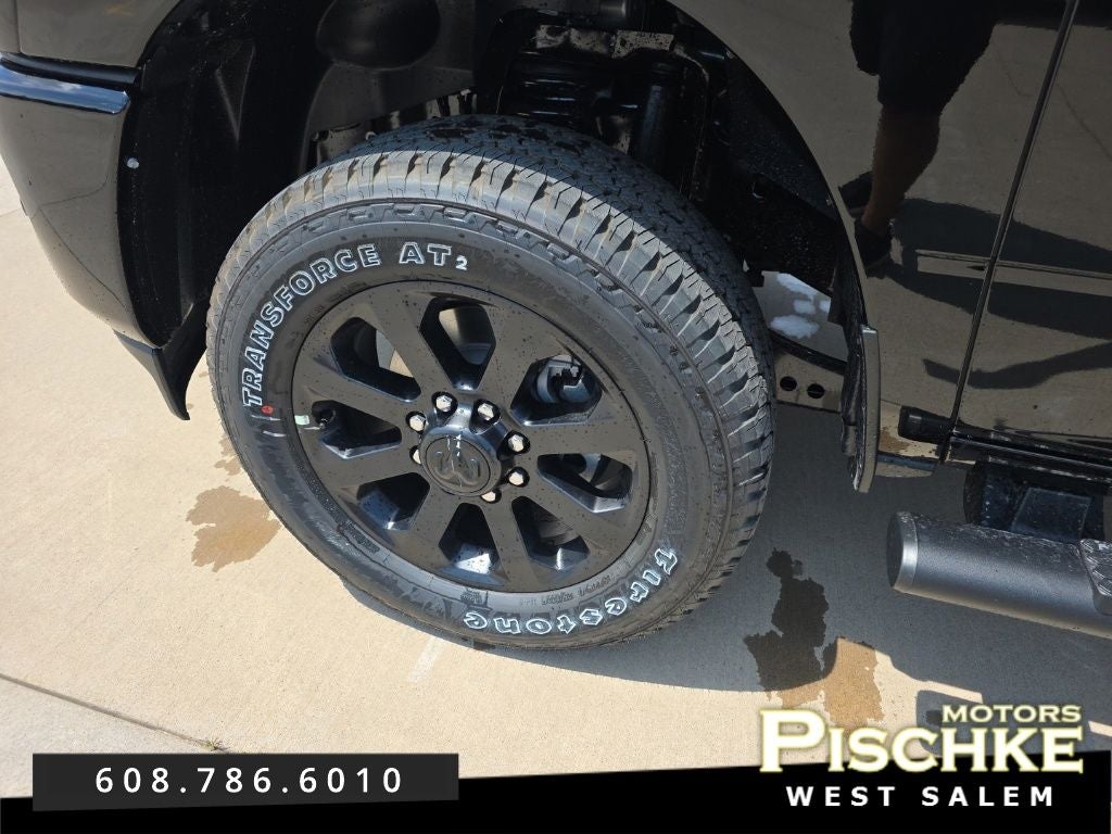 2026 RAM Ram 2500 RAM 2500 BLACK EXPRESS CREW CAB 4X4 6'4' BOX