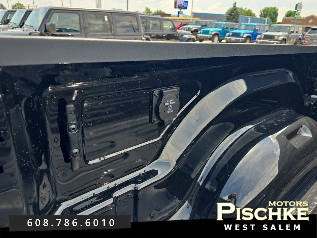 2026 RAM Ram 2500 RAM 2500 BLACK EXPRESS CREW CAB 4X4 6'4' BOX
