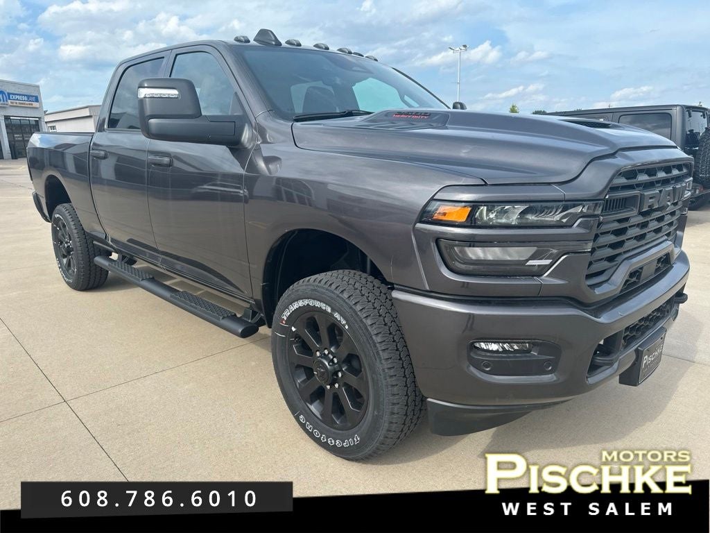2026 RAM Ram 2500 RAM 2500 BLACK EXPRESS CREW CAB 4X4 6'4' BOX