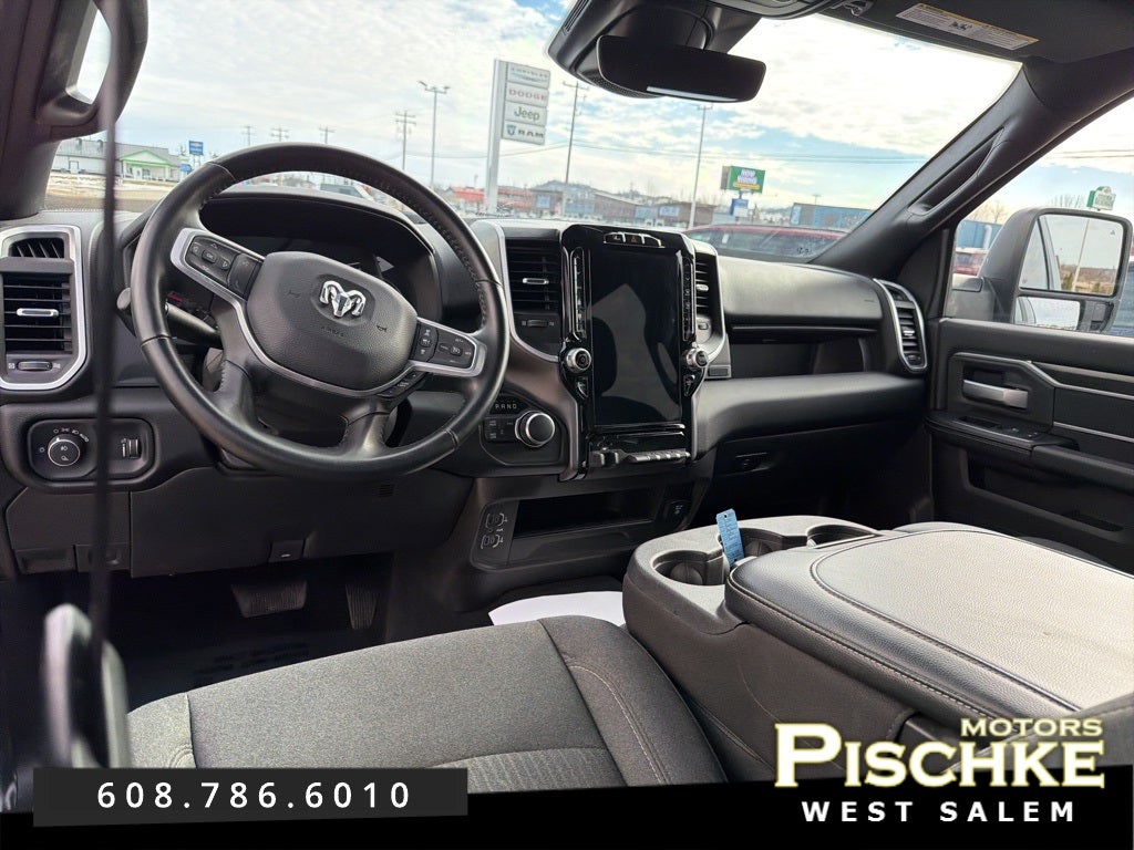 2024 RAM 2500 Big Horn Crew Cab 4x4 6'4' Box