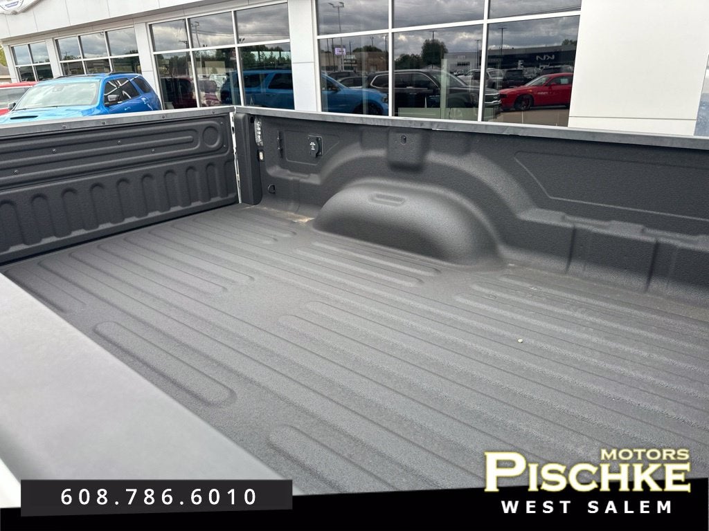 2025 RAM Ram 2500 Tradesman Crew Cab 4x4 8' Box