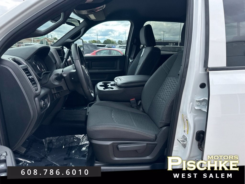 2025 RAM Ram 2500 Tradesman Crew Cab 4x4 8' Box
