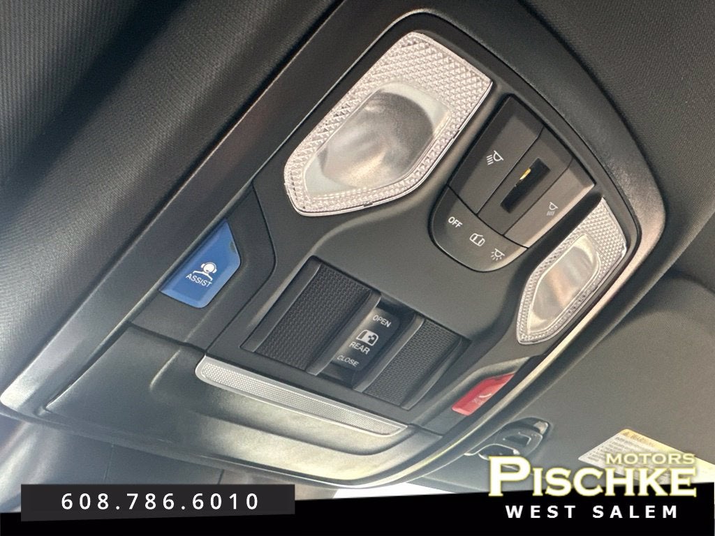 2025 RAM Ram 2500 Tradesman Crew Cab 4x4 8' Box