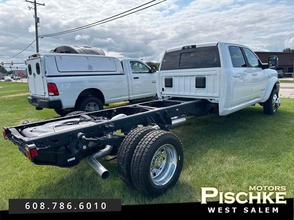 2026 RAM Ram 5500 Chassis Cab RAM 5500 BIG HORN CHASSIS CREW CAB 4X4 84' CA